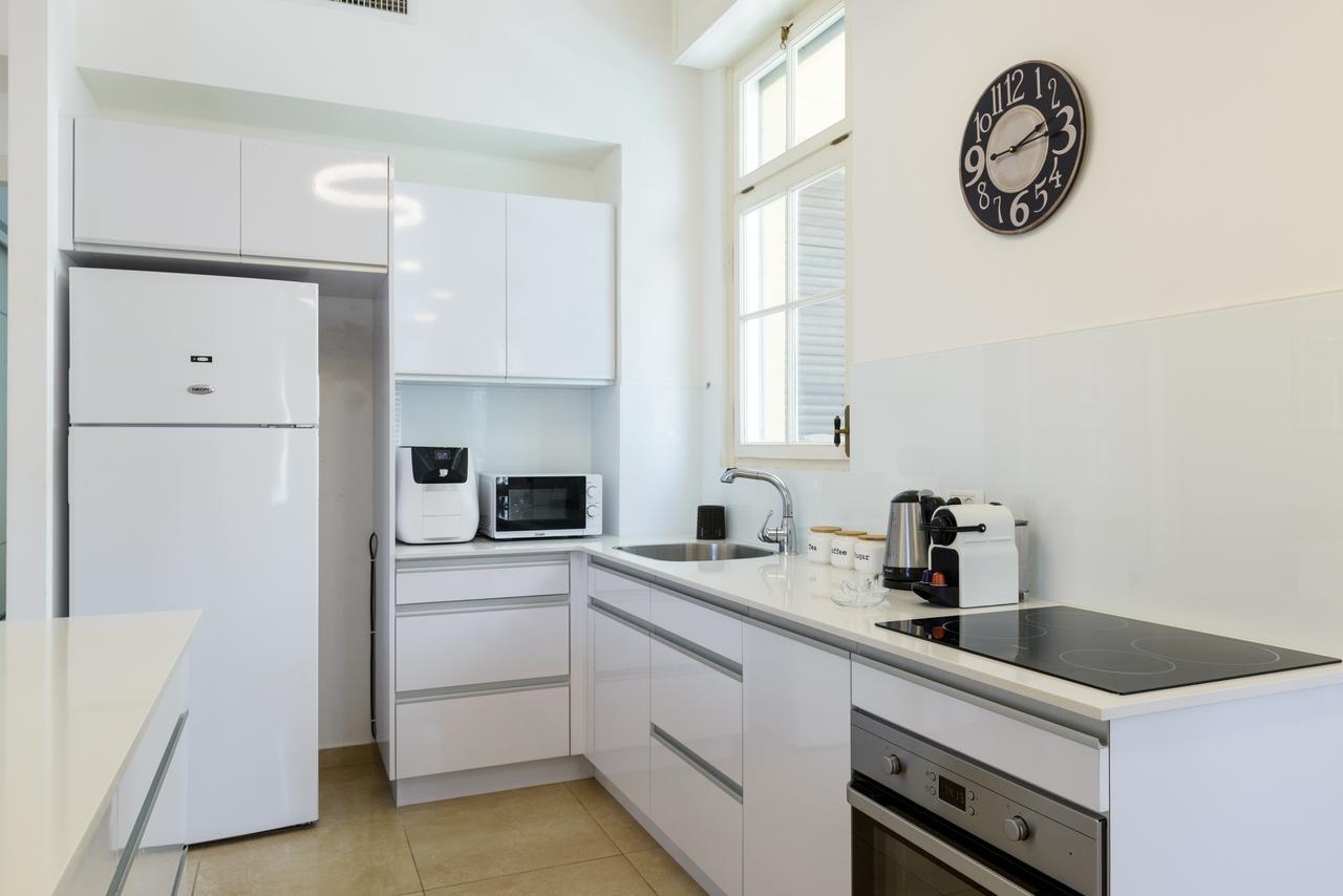 Beach Apartments Tlv - Exclusive เทลอาวีฟ ห้อง รูปภาพ